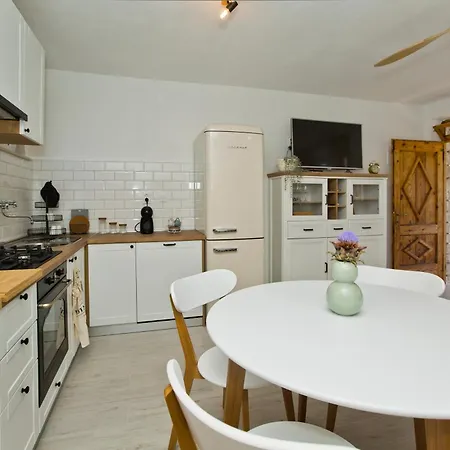 Robinson House T'n't Hvar Town