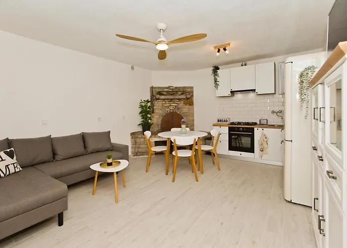 Holiday home Robinson House T'n't