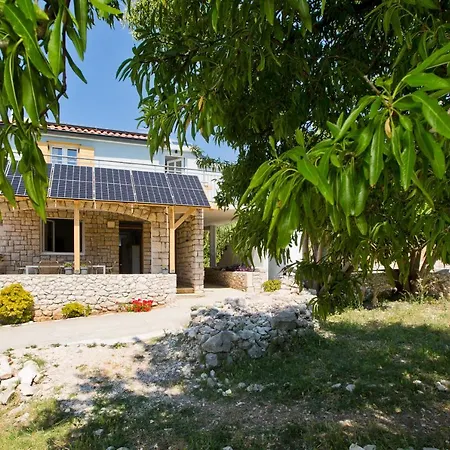 Robinson House T'n't